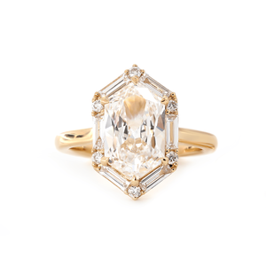 Anillo de Oro Real con Diamante Hexagonal de 2.5 Quilates Creado en Laboratorio, Estilo Boutique, Corte Duquesa, Hecho a Mano, con Halo, para Boda - Product Image 2