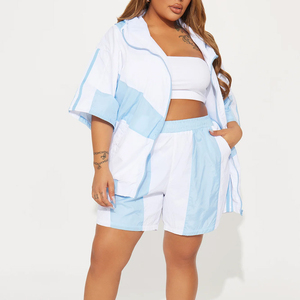 Ensemble court 2 pièces streetwear imperméable et écologique sur mesure pour femme, décontracté, en nylon uni, avec fermeture éclair, coupe-vent et short - Product Image 4