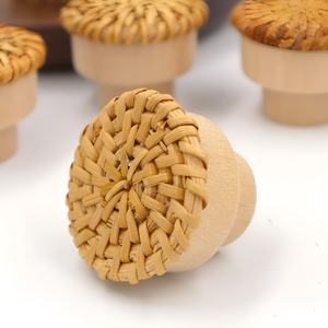 Poignées en bois d'osier faites à la main pour éléments de cuisine boutons d'armoire en rotin accessoires de porte bouton de poignée de verrouillage - Product Image 5