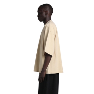 Camiseta Oversize Beige para Hombre con Cuello Simulado, Hombros Caídos, Manga Media, Algodón, Estilo Urbano, Venta al por Mayor - Product Image 4