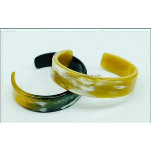 Bracelets classiques SlateHorn | Bracelets en corne de buffle gris foncé au fini mat | Bijoux ethniques intemporels - Product Image 5