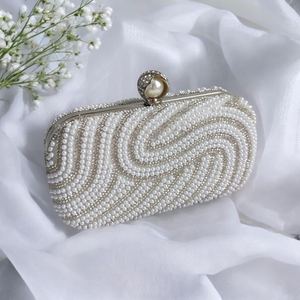 <b>Large</b> Capacity Nylon Fabric Hand Embroidered Multifunctional Jewelry Makeup bag Portable Travel Cosmetic Bag Foldable gift - Product Image 5