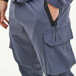 Ensemble de jogging pour homme, coupe ample, léger, respirant, coupe-vent, couleur unie, pour l'hiver, fabricant de vêtements, vente en gros pour hommes - Product Image 5