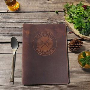 Cubierta de Menú A4 de Cuero Vacuno Genuino con Logotipo Personalizable en Relieve, Diseño de Cuero de Silla de Montar, Color Marrón Claro, Grosor de 3 mm, para Hotel y Restaurante M Z - Product Image 1