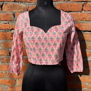 Top de verano con estampado de bloques a mano para mujer, Blusa de algodón Floral informal con bordado, prendas de vestir hechas a mano, ropa tejida de longitud corta - Product Image 1