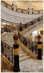 Barandilla Metálica Decorativa de Lujo para Balcón y Escalera |   Panel de Barandilla de Hierro Dorado Negro de Diseño |   Barandilla de Seguridad Moderna Personalizada - Product Image 2