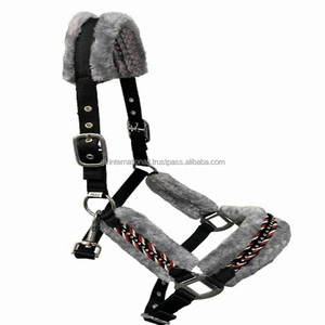 Ensemble complet d'équipement équestre pour cheval Selle anglaise et licou Rein Plastron pour cheval Endurance Fabriqué à partir de nylon et PVC - Product Image 2