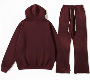 Chándal Unisex Personalizado de Algodón Grueso de 400 GSM con Efecto Desgastado por el Sol e Impresión DTG Personalizada – Estilo Urbano - Product Image 2