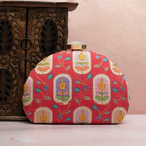 Bolso de Mano Tipo Clutch con Bordado Zari y Estampado Floral Rojo, Bolso de Diseño para Fiestas y Bodas para Mujer - Product Image 1