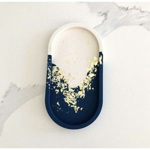 Modern Living Designer Resin <b>Decorative</b> Trays Oval and Round Shapes - Product Image 1