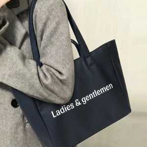 Bolso Tote Minimalista Negro de PU con Forro de Poliéster, Gran Capacidad, Estilo Vintage, Bolso de Hombro para la Playa, para Mujer, Uso Diario - Product Image 4