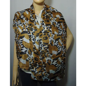 Écharpes en soie sérigraphiées, écharpes en satin personnalisées pour occasions spéciales, pour femmes élégantes, vente en gros OEM - Product Image 3