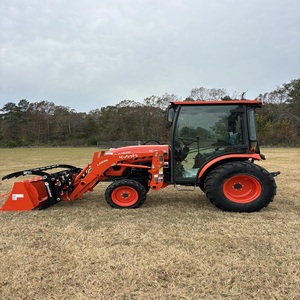 Mini-tracteur diesel Kubota Lx2620 4x4 durable, parfait pour les besoins agricoles modernes, avec un moteur efficace et une utilisation facile - Product Image 5