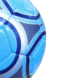 ลูกฟุตบอลมินิคุณภาพดีที่สุด วัสดุ PVC/PU ออกแบบโลโก้ได้ตามต้องการ เย็บด้วยเครื่องจักรอย่างนุ่มนวล สำหรับการฝึกซ้อมและแข่งขันกีฬากลางแจ้ง - Product Image 4