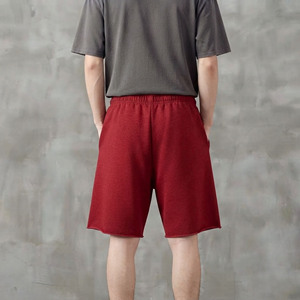 Shorts de hombre de alta calidad, estilo streetwear, con logo bordado personalizado, tela gruesa, color sólido, con bolsillos laterales, transpirables. - Product Image 2