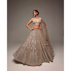 Lehenga choli ชุดปาร์ตี้ออกแบบสำหรับผู้หญิงพร้อมด้ายชุดทำงานสง่างาม - Product Image 1