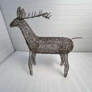 Reno Decorativo de Metal, Escultura Artística, Adorno Navideño Elegante para Decoración de Interiores - Product Image 3