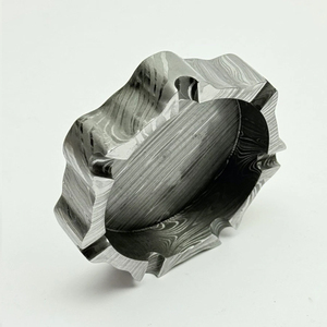 Cendrier en acier à motif Damas de qualité supérieure, cendrier en métal artisanal artistique, accessoire de fumage élégant pour la décoration intérieure et extérieure - Product Image 3