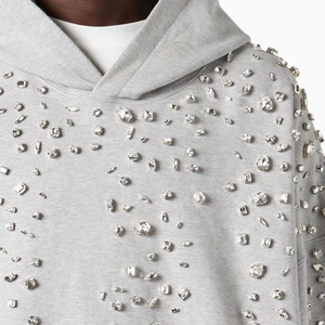 Sweat-shirt à capuche en strass en gros, logo personnalisé, imprimé diamant scintillant, vêtement tendance urbain - Product Image 5