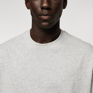 เสื้อยืดผู้ชายคุณภาพสูง ปี 2026 ผ้าคอตตอนถักเนื้อแน่น 240 GSM ทรงเข้ารูป สวมใส่สบายๆ สำหรับกิจกรรมกลางแจ้ง คุณภาพสูง - Product Image 5