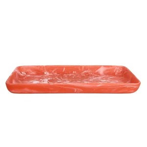 Plateau moderne en résine, style luxueux, tendance, fait main, texture résine solide, plat à bibelots, écologique, personnalisable, plateau à salade - Product Image 4