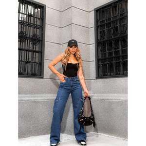 Jean cargo taille haute pour femme, bleu foncé, en denim extensible, 6 poches, coupe droite, décontracté, durable, tendance, tailles 26 à 40 - Product Image 3