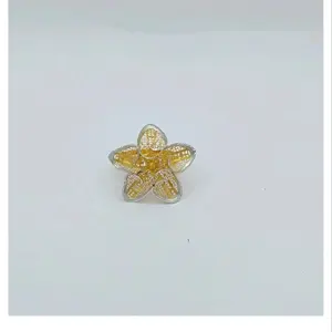 Bague florale en or de luxe pour femme, design élégant à motif floral, finition taillée diamant, idéale pour les mariages, les fêtes, les cadeaux et le port quotidien - Product Image 2