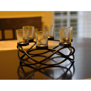 Bougeoir de table en fer avec lanterne en verre à 6 volets décoratifs Round Waves pour les fêtes de mariage et les événements - Product Image 4