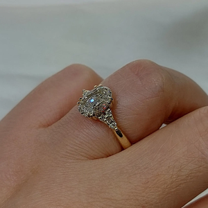 Bague de fiançailles en diamant ovale de 2 carats, or blanc plaqué platine 14 carats, bijoux classiques unisexes, pierre naturelle certifiée - Product Image 2