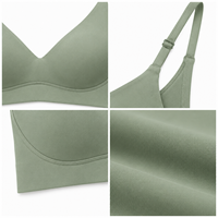 Groothandel Op Maat Gemaakte Verstelbare Sportbeha 82% Nylon 18% Spandex 220gsm SageLight Support V-hals Ruggesluiting BH's Zachte Gymbeha