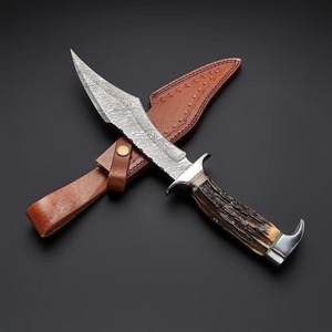 Couteau de chasse Bowie en acier Damas fait main sur mesure avec manche en corne de cerf, lame fixe, pointe tombante, couteau tactique de survie - Product Image 1