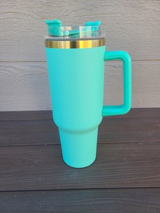 Green Stainless Steel Vacuum Tumbler With Lid Minimalist Design Travel <b>Mug</b> Double Wall Insulated 24 Hour <b>Thermal</b> Performance - Product Image 2