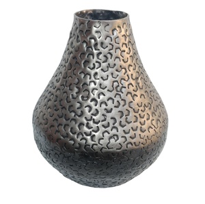 Elegante Florero Moderno de Aluminio - Base Antideslizante Hecha a Mano, Ligera y Duradera para Bodas, Ramadán, Hogar/Oficina, Mesa o Suelo - Product Image 1