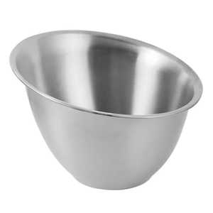 Bol mélangeur incliné en acier inoxydable avec rebord oblique – Bassine de service moderne pour salades, fruits et présentation alimentaire - Product Image 1
