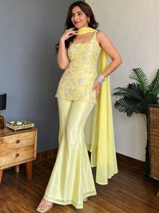 Conjunto Premium Tradicional de Top, Pantalón y Dupatta de Georgette Sintética sin Arrugas con Bordado para Mujer - Product Image 3