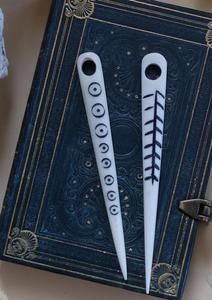 Top Quality Buffalo Bone <b>Needle</b> with carved Sewing Weaving <b>Needle</b> Household Accessories <b>Needle</b> Polished Eco-Friendly custom made - Product Image 2