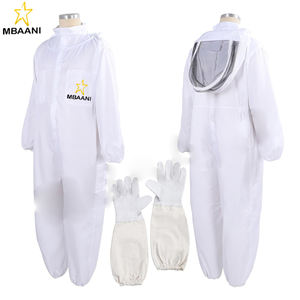 Traje de Apicultura de Algodón para Hombre y Mujer en Color Blanco con Guantes de Apicultura - Product Image 1
