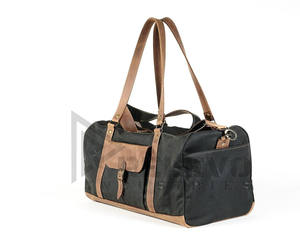 Bolsa de Viaje de Nailon Premium de Gran Capacidad (30-40L) con Múltiples Compartimentos, Herrajes Resistentes, para Hombres y Mujeres, Viajes de Fin de Semana o Pernoctaciones - Product Image 2