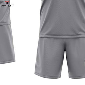 Maillots de football personnalisés en sublimation à manches courtes en coton, couleurs personnalisées et design unisexe pour le football d'été - Product Image 5