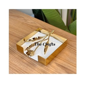 Porte-serviettes de luxe en bois et métal pour la maison et la cuisine, vaisselle décorative artisanale de haute qualité - Product Image 2