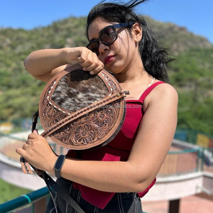 Bolso redondo tallado a mano con herramientas, nuevo diseño elegante, Bolso de piel de vaca, bandolera, bolso de hombro para mujer - Product Image 4