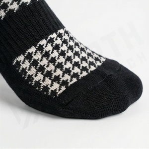 <b>Knee</b> <b>High</b> <b>Socks</b> Plaid Pattern Black <b>White</b> Knitted Breathable Casual Adult Regular Style - Product Image 6