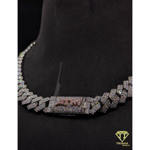 Chaîne cubaine haut de gamme entièrement sertie de diamants de laboratoire VVS en argent sterling 925, bijoux hip-hop par Trisha Jewels - Product Image 6