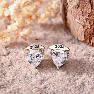 Pendientes de Graduación BOJ 01 con Piedra de Nacimiento Personalizada y Birrete de Graduación, Impresionantes, a Bajo Precio, en Oferta - Product Image 2