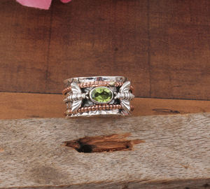 Bague en péridot vert naturel, argent sterling 925, bande perlée à pois, bijoux de fête classiques, bague en pierres précieuses pour femmes - Product Image 6