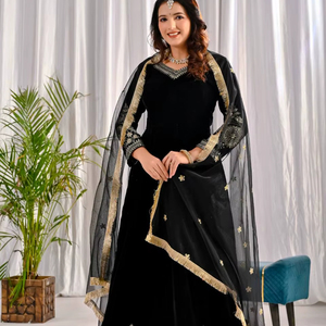 Ramdev Trading ANARKALI PENT – Pantalon moderne pour femme en velours de viscose épais, brodé de sequins et de multiples paillettes, coupe droite, longueur standard - Product Image 1