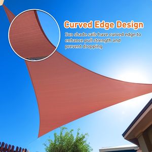 Rete Ombreggiante Triangolare in HDPE Rosso Ruggine da 3,6 m per Giardino, Esterni, Patio e Spiaggia - Modello a Maglia - Product Image 4