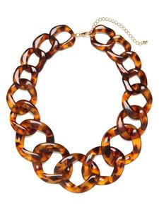 Collier pendentif en résine orange, modèle ange, bijou tendance pour femme, design à maillons ronds, accessoire audacieux et coloré - Product Image 6