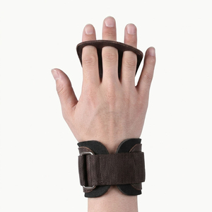 Poignée de gymnastique avec sangle de poignet durable pour les entraînements au barre, les athlètes de fitness, service OEM, logo personnalisé, approvisionnement en gros - Product Image 3