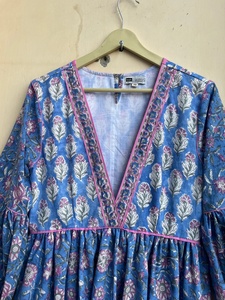 Robe longue maxi bohème en coton imprimé floral, col en V, manches longues, tenue décontractée, 100 % coton, collection 2026, vente chaude - Product Image 2